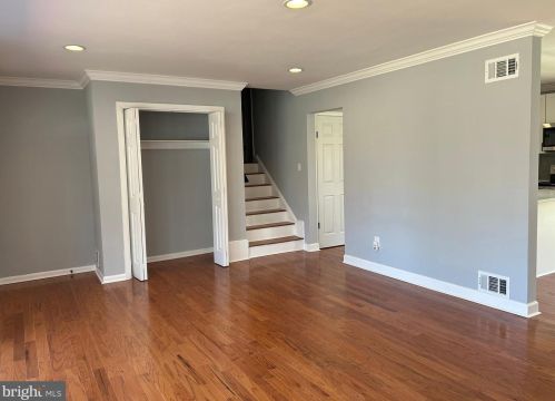 9909 Dellwood Ave, Columbia MD  21046-1024 exterior