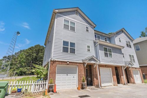 2145 Hollywood Dr, Atlanta, GA 30318-3995