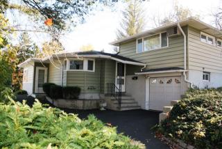 61 Ryerson Ave, Fredon, NJ 07860-1524