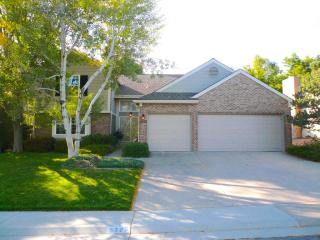 5325 Hoyt St, Littleton, CO 80123-7314