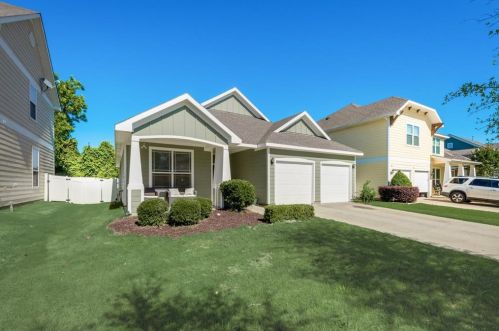 2008 Hartwell Ct, Aubrey, TX 76227-5740