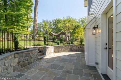 9111 Sligo Crk Pkwy, Silver Spring MD 20901-3361 exterior