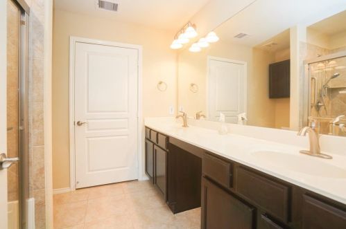 2918 Cone Flower Dr, Richmond TX 77469-5550 exterior