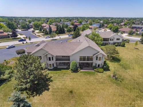 19457 Manchester Dr, Mokena, IL 60448-7813