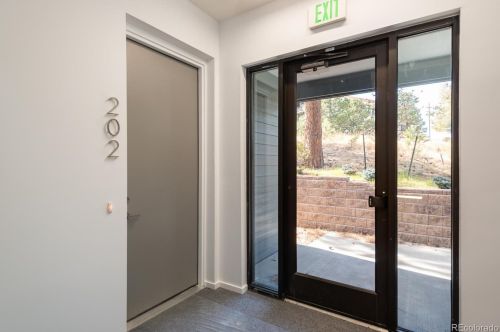 31192 Black Eagle Dr, Lakewood, CO 80439