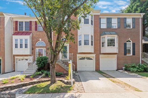 4113 Plymbridge Ln, Woodbridge, VA 22192-5133