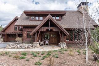 13033 Camp Trl, Truckee, CA 96161-3363