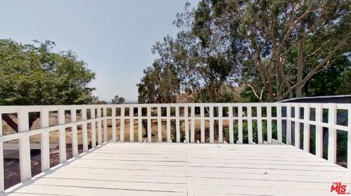 2569 Mt Vernon Ave, Riverside CA  92507-3202 exterior