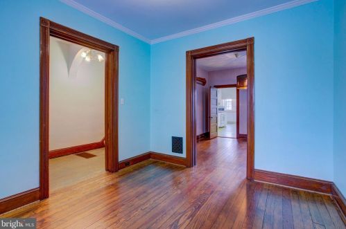 827 Walnut St, Lancaster PA  17602-2436 exterior