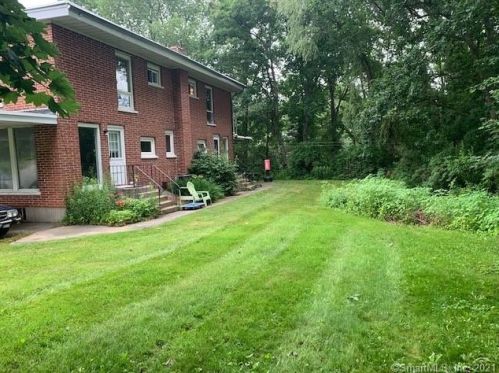 80 Balaban Rd, Colchester, CT 06415-1700