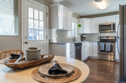 1275 Grape St, Denver CO 80220-5233 exterior