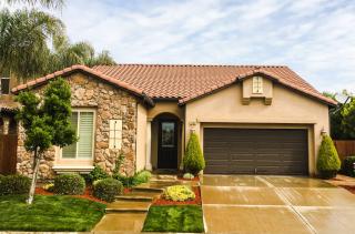 1540 Via Estrella Dr, Fresno, CA 93730-8827