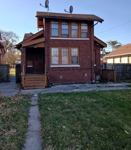 15517 Myrtle Ave, Dixmoor, IL