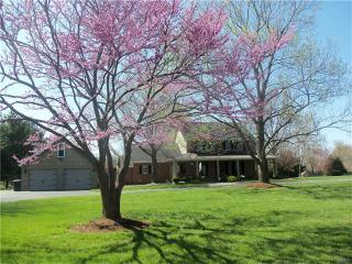7160 Horseshoe Bnd, Edwardsville, IL 62025-4605