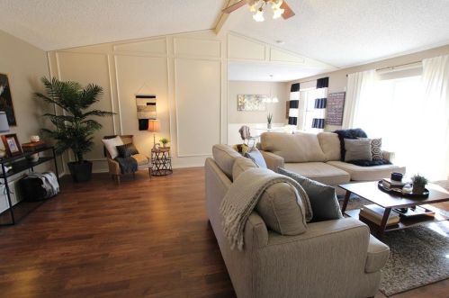 8225 April Ln, Fort Worth TX  76148-1107 exterior