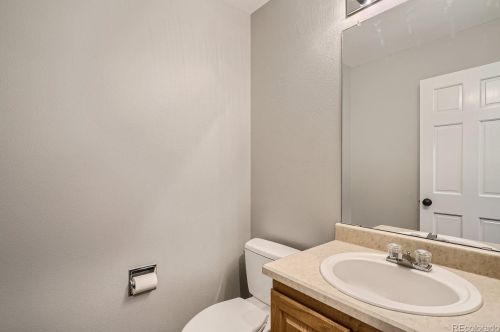 5962 Tempe Way, Denver CO  80015-4569 exterior
