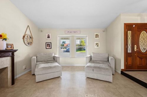 48 Carver, Irvine CA  92620-3319 exterior