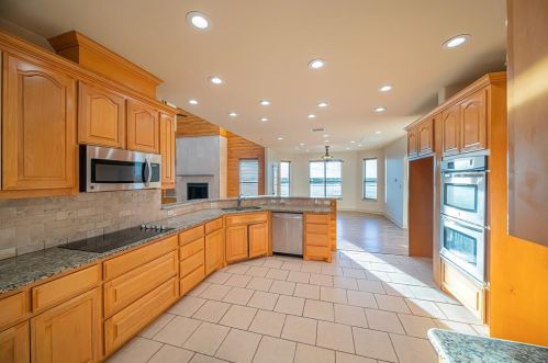 5555 State Highway 160, Whitewright TX 75491-4778 exterior