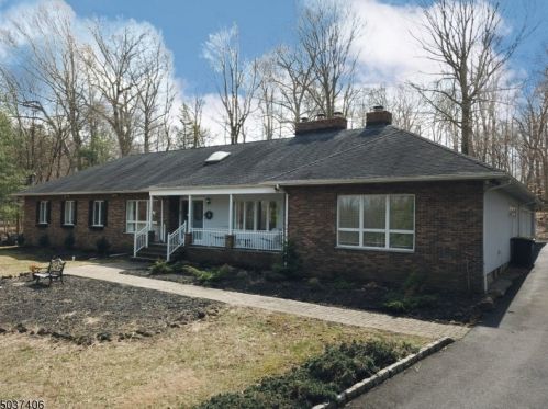 78 Mountainview Rd, Warren, NJ 07059-6758