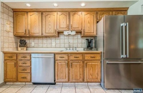 23 Meadow Ln, Hackettstown NJ  07840-4115 exterior