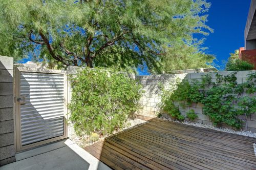 3568 Quiet Side St, Palm Springs, CA 92262-0422