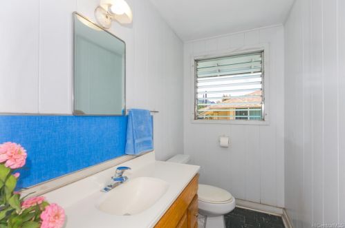 1635 Alaneo St, Honolulu HI  96817-2915 exterior