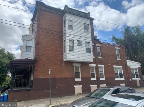 4460 19th St, Philadelphia, PA 19140-1002