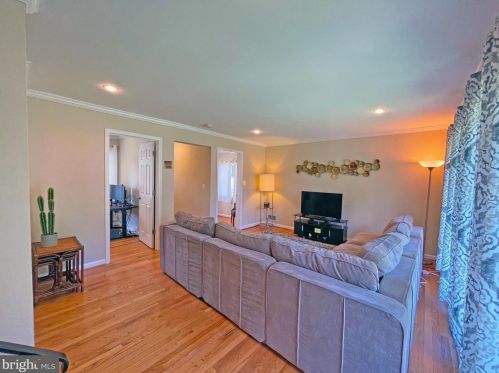 11802 Charles Rd, Silver Spring MD 20906-4606 exterior