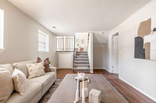 2463 Memphis Way, Aurora CO 80017-3103 exterior