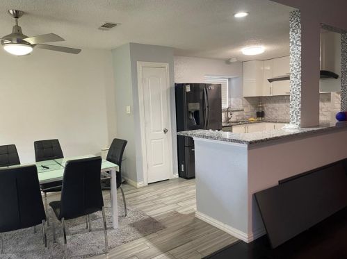 309 Apollo Rd, Garland TX  75040-3744 exterior