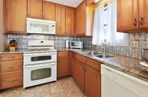 4102 Gravitt Pl, Duluth GA  30096-4381 exterior