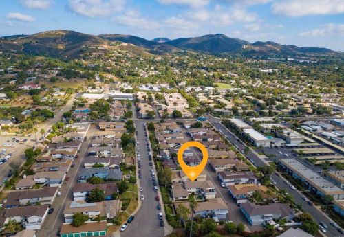 1211 Monique Ct, Vista CA 92084-3466 exterior