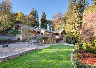 920 Cascade Dr, Longview, WA 98632-5618
