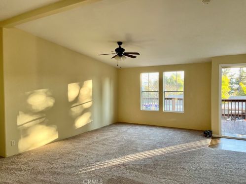 6062 Rouner Dr, Riverside CA  92509-1733 exterior