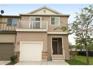 52175 Cabbage Ln, Scappoose, OR 97056-3645