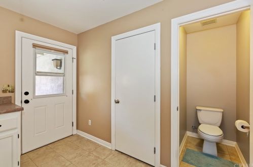 3687 Roslyn St, Riverside CA  92504-3536 exterior