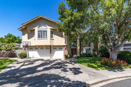 2021 Waterfall Ct, Modesto, CA 95355-1895