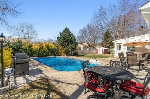 50 David Ter, Tinton Falls NJ 07701-6202 exterior