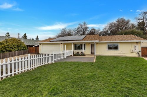 2723 Spear St, Swansboro Country, CA 95667-4324
