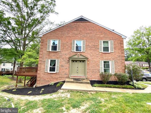 3841 Gateway Ter, Burtonsville, MD 20866-2106