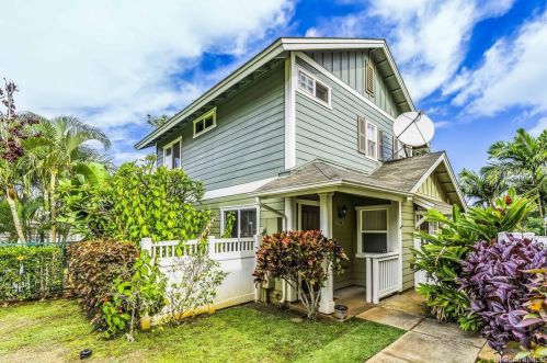 87-1000 Kahiwelola St, Nanakuli, HI 96792