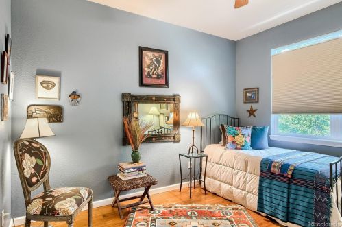 24013 Moraine Pl, Aurora CO 80016-1352 exterior