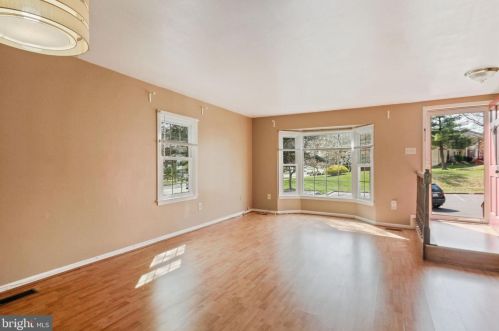 2842 Mozart Dr, Silver Spring MD 20904-6800 exterior