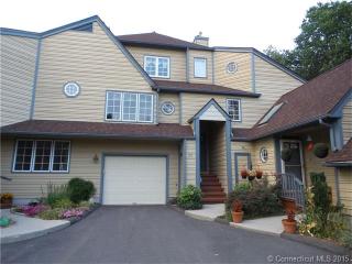 57 Jardin Cir, Huntington, CT 06484-3833