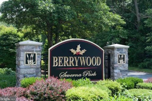 336 Stonehouse Dr, Severna Park, MD 21146-2025