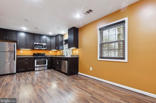 4909 Tibbitt Ln, Springfield VA  22015-1514 exterior