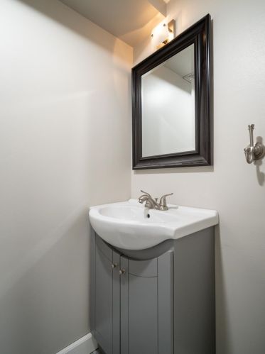 2 Creekwood Ln, Cincinnati OH 45237-1714 exterior