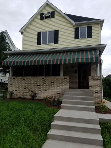 130 Adams Ave, Vandergrift PA  15690-1305 exterior