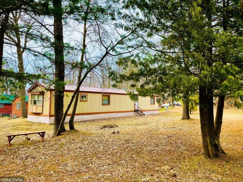 410 Broadway St, Wahkon, MN 56386-2576