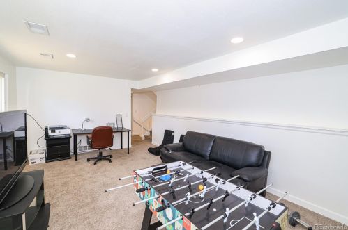 978 Salida St, Denver CO  80017-3205 exterior